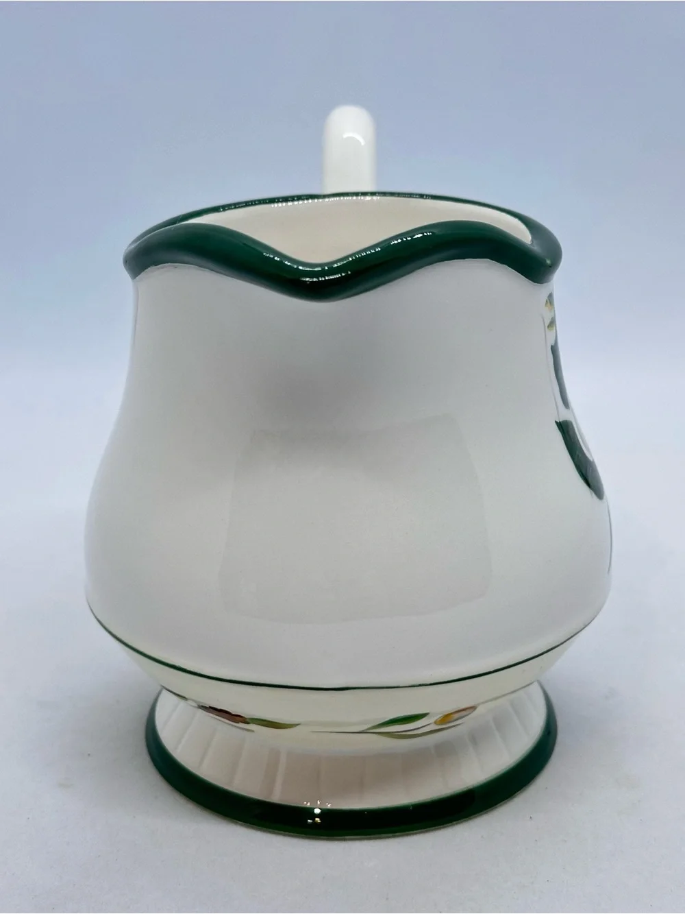 VTG Flowers Inc. Balloons Hand Painted Magnolia Creamer 4 1/8